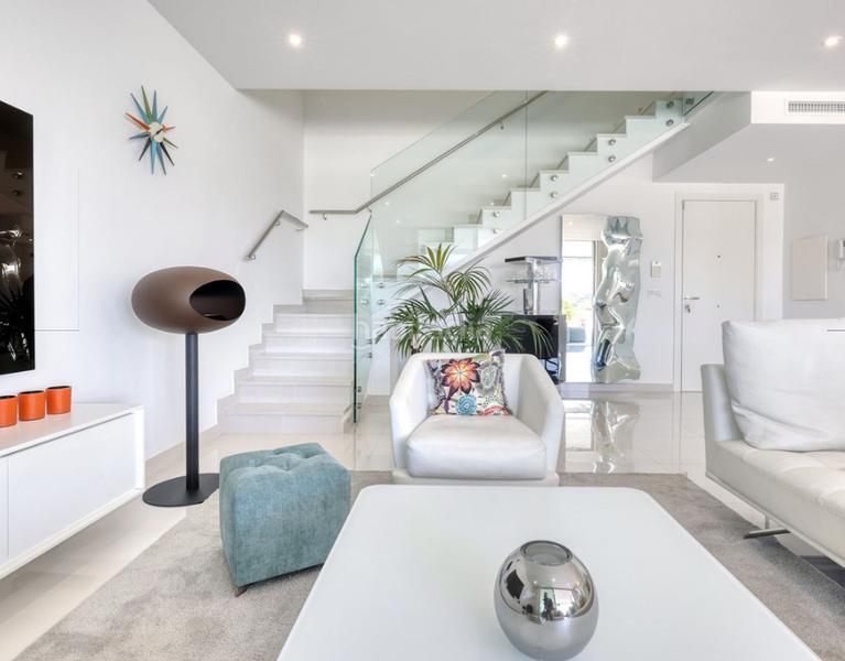 Foto a4dec024-2b1a-4b4b-bd7e-6c983510341f. Appartamento con camino parcheggio piscina in Nueva Atalaya Estepona