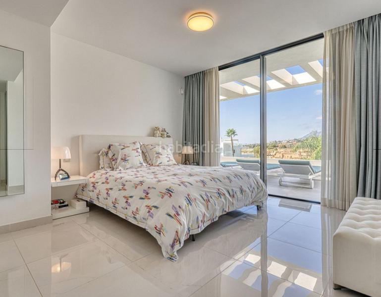 Foto b721691a-8e21-445b-9026-f5b74a2ccddf. Appartamento con camino parcheggio piscina in Nueva Atalaya Estepona