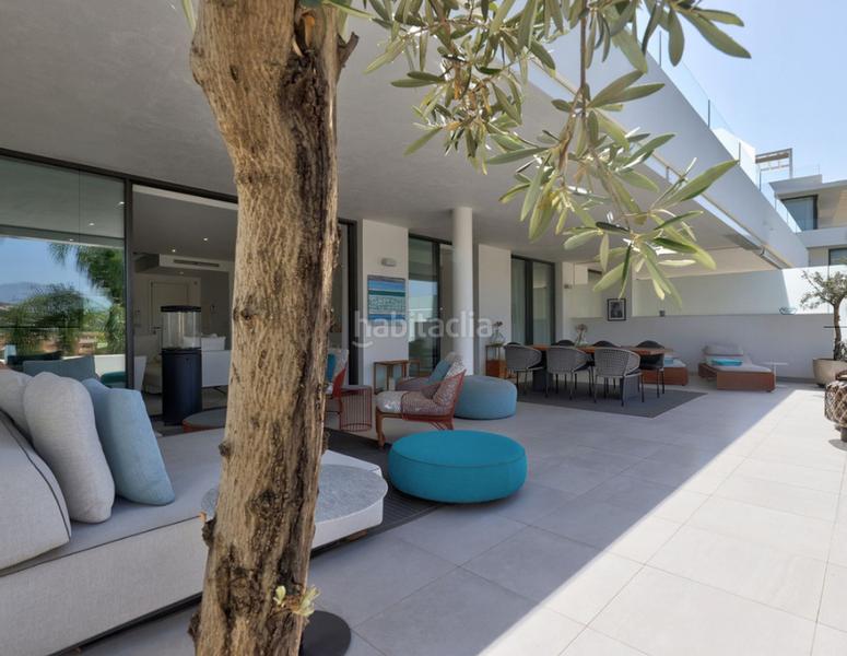 Foto e83bbfe8-c896-486c-8c34-a4c73391b76f. Appartamento con camino parcheggio piscina in Nueva Atalaya Estepona