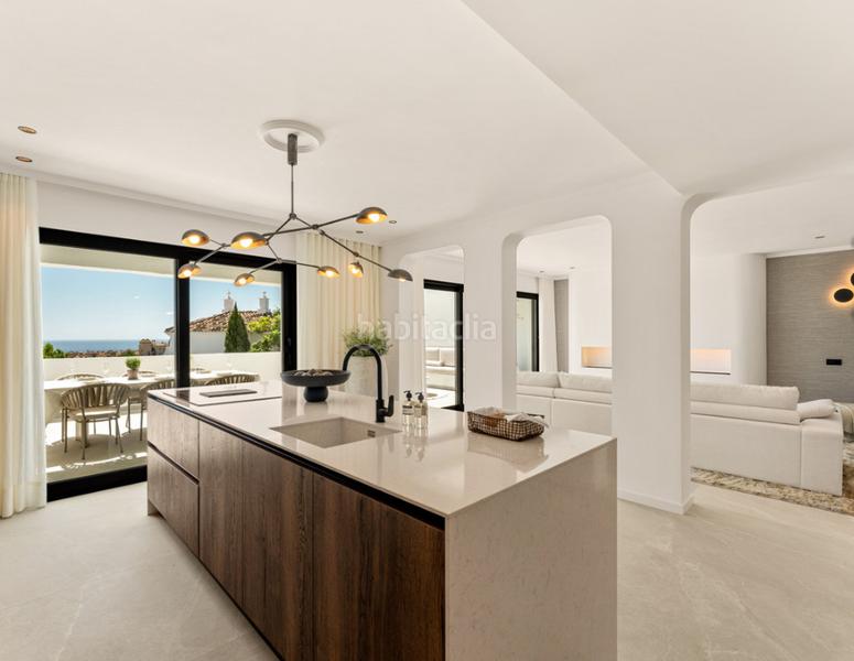 Foto 5988f2cb-c0c7-4471-a679-54b09c5dfde7. Pis amb xemeneia aparcament piscina a La Quinta Benahavís