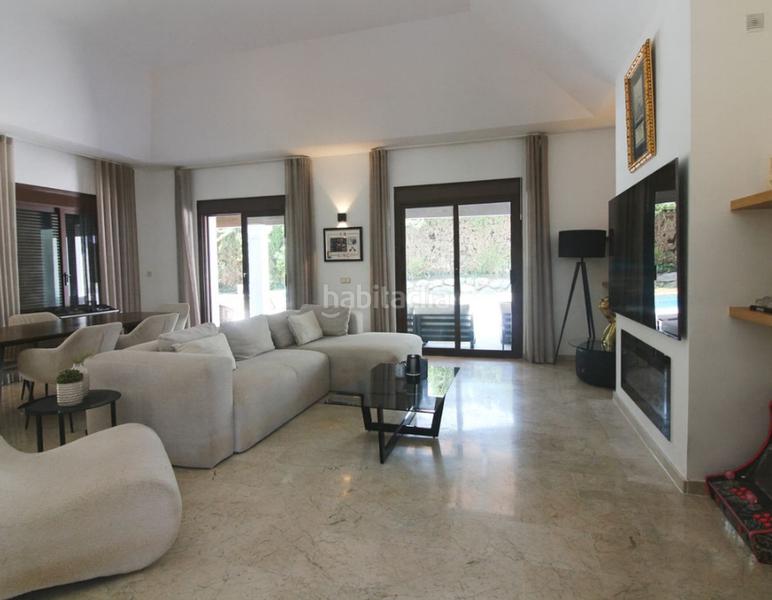 Foto 46b38638-30c4-45e1-ac44-88e797639758. Flat with fireplace parking pool in Paraiso - Barronal Estepona