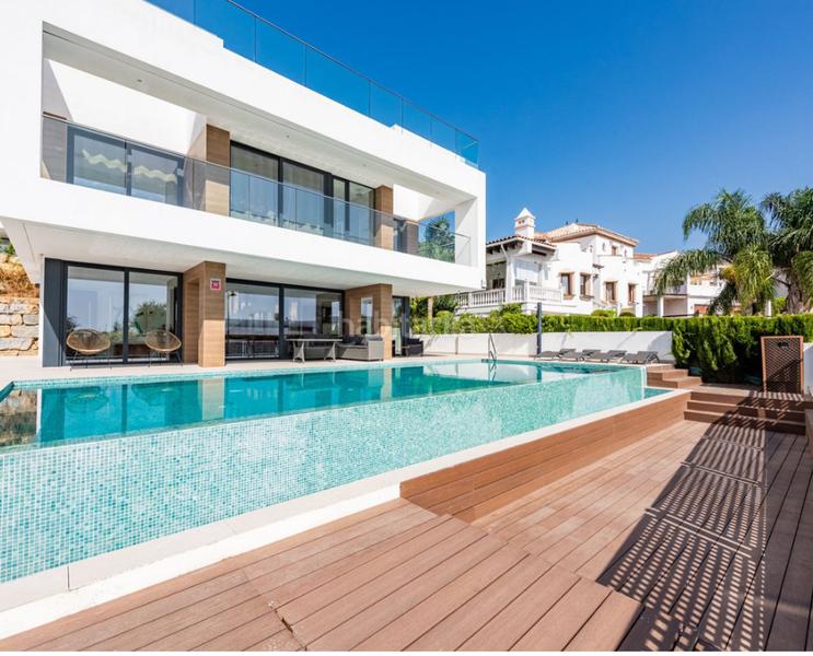 Foto 328cd72e-283b-418a-8f01-56fb62bf7a95. Appartamento con camino parcheggio piscina in Valle Romano Golf Estepona