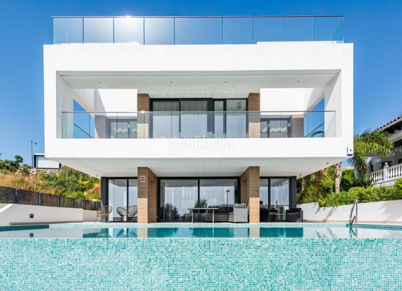 Foto 794bcefc-2be4-4cbe-a7ae-7850d34845c1. Appartamento con camino parcheggio piscina in Valle Romano Golf Estepona