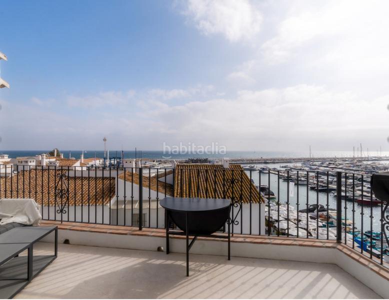 Foto 07ae1539-6dd8-4822-a8d5-0f52e53d68ef. Appartement avec cheminée dans Puerto Banús Marbella