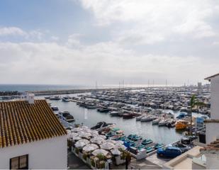 Flat in Puerto Banús. Frontline residence in the heart of puerto banús marina