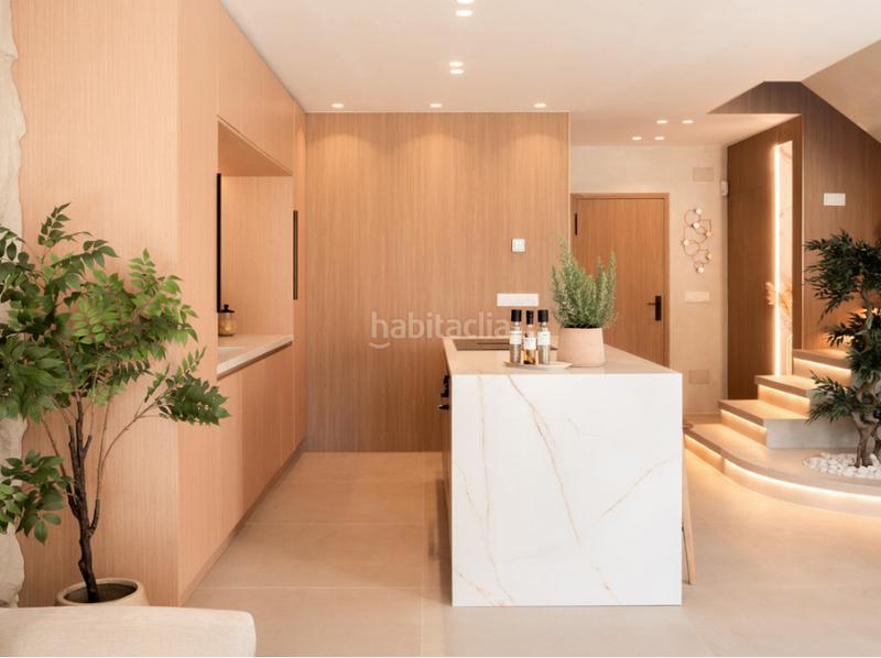 Foto b5633fb3-b945-4473-a081-cfa10a139858. Etagenwohnung mit kamin parking pool in Puerto Banús Marbella