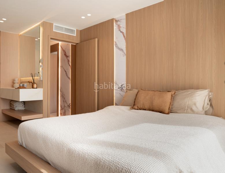 Foto ec1d42df-2e05-4fa5-85ca-72fc99ed48a1. Etagenwohnung mit kamin parking pool in Puerto Banús Marbella