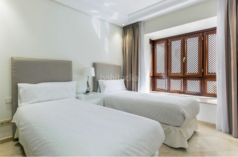 Foto 267d0831-b0dc-4b54-8e59-b168afca7162. Etagenwohnung mit kamin parking pool in Puerto Banús Marbella