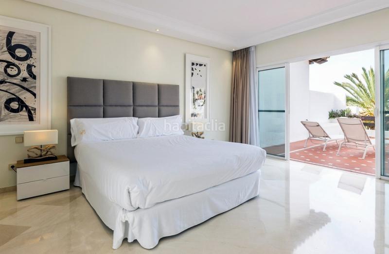 Foto 4976d2a6-0136-4c38-885d-0898c7bb5900. Etagenwohnung mit kamin parking pool in Puerto Banús Marbella