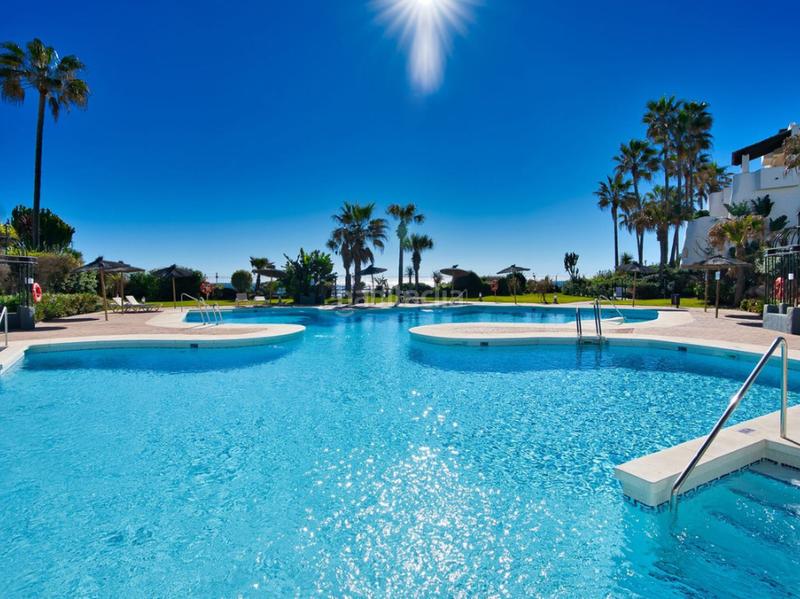 Foto 4b0df5a5-e2ea-4972-bf9c-0a8662600b05. Etagenwohnung mit kamin parking pool in Puerto Banús Marbella