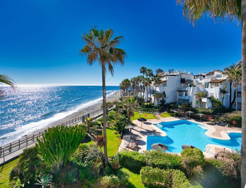 Foto 9f7aa686-3f27-4b92-91b7-b421c9f7eb90. Etagenwohnung mit kamin parking pool in Puerto Banús Marbella