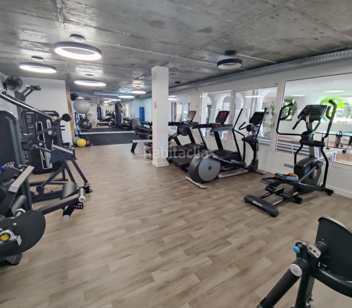 Foto e372fe5f-2027-4c67-a6aa-9d491926dd1f. Etagenwohnung mit kamin parking pool in Puerto Banús Marbella