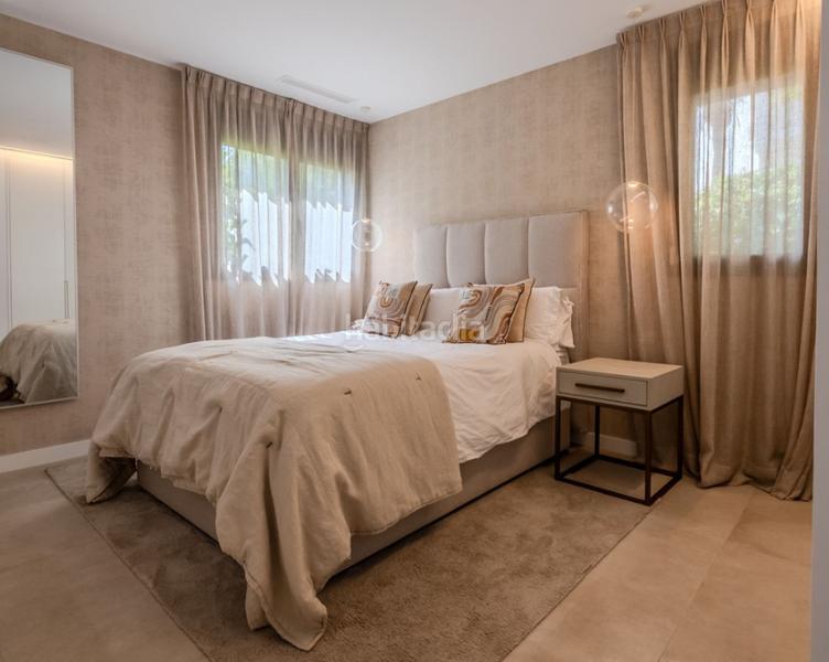 Foto 2705a21d-4539-4c13-a73a-2a667a809a44. Piso villa in puerto banus en Puerto Banús Marbella