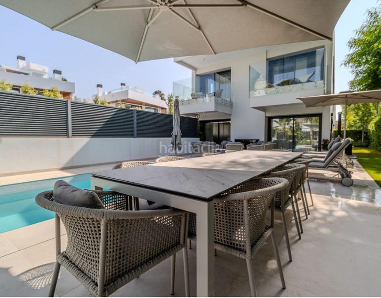 Foto 734e867f-1a58-4efc-b0b3-9ede880342fd. Piso villa in puerto banus en Puerto Banús Marbella