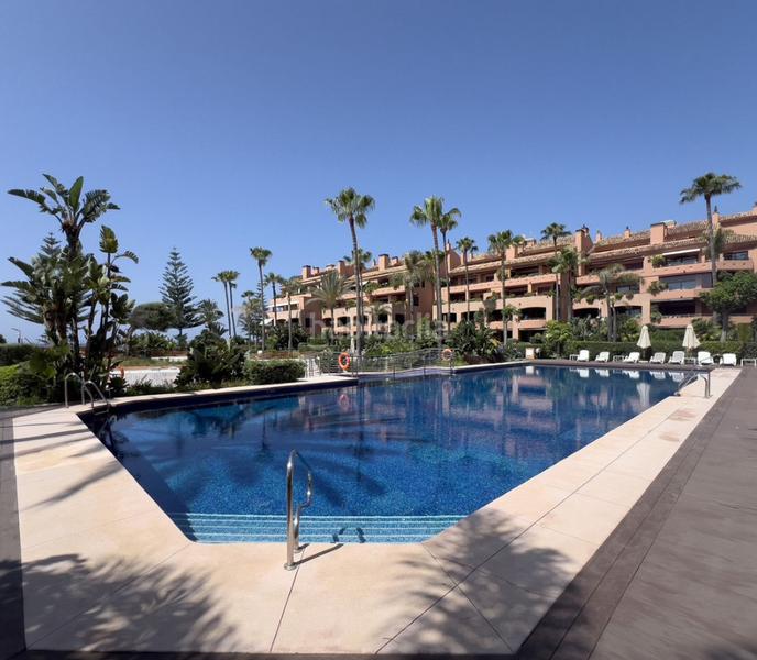 Foto 36da4670-0c37-4242-9952-502d3f4cd646. Appartamento con camino parcheggio piscina in Puerto Banús Marbella