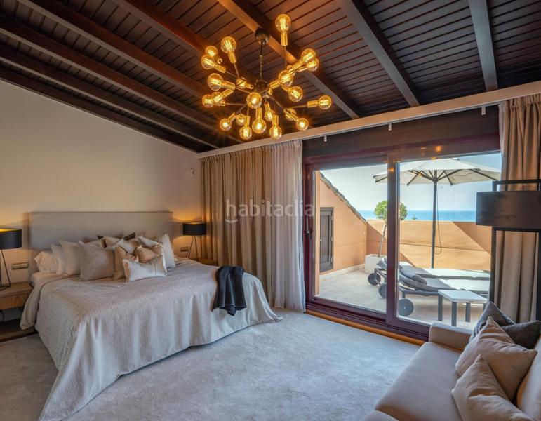 Foto 7f262590-fc64-4c23-b656-3e89109bed59. Appartamento con camino parcheggio piscina in Puerto Banús Marbella