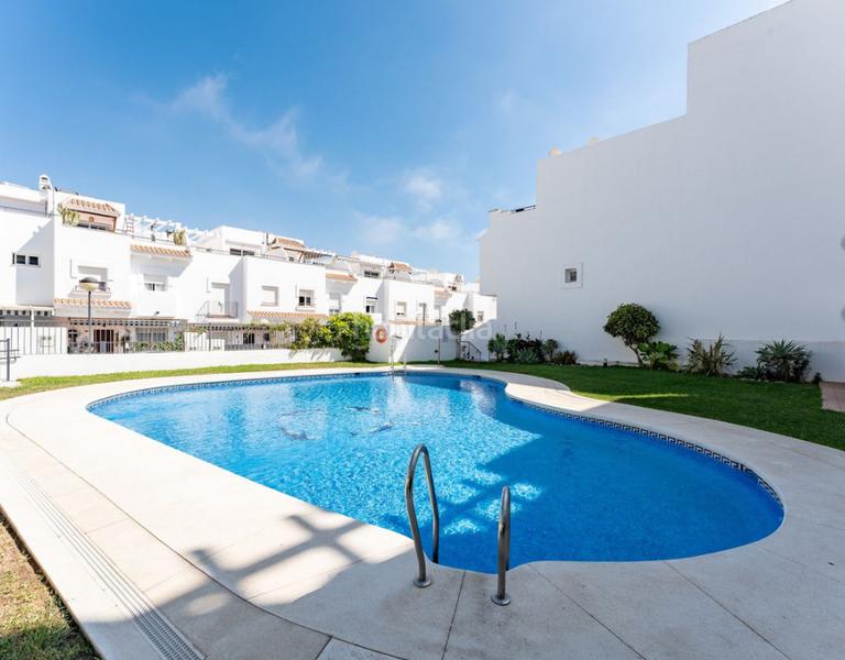 Foto 13ae437a-6db2-494f-8975-a0a81b8e17ed. Appartamento con camino piscina in Torreblanca del Sol Fuengirola