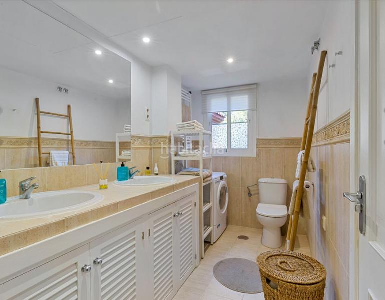 Foto e661c1be-9f32-41d0-8610-86b54a53c652. Appartement avec cheminée parking piscine dans Torreblanca del Sol Fuengirola