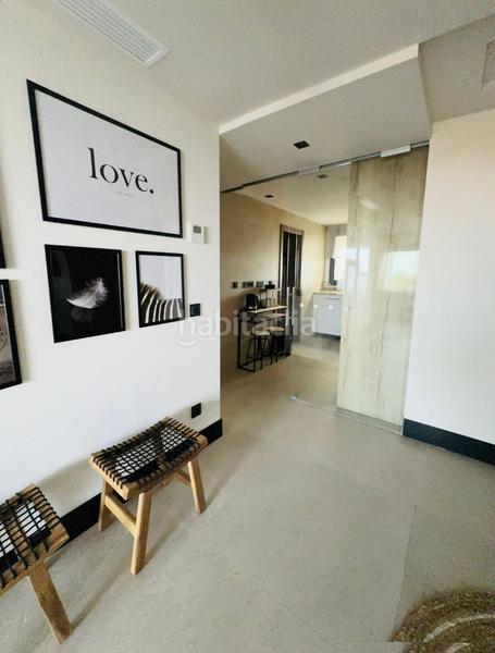 Foto 178766aa-a7af-43fb-bf0f-c193385e6cc7. Appartamento con camino parcheggio piscina in Los Naranjos Marbella