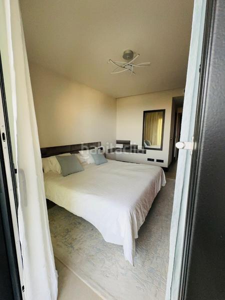 Foto aabba9c0-1b10-411d-bbd1-6bd4b5a244a6. Appartamento con camino parcheggio piscina in Los Naranjos Marbella