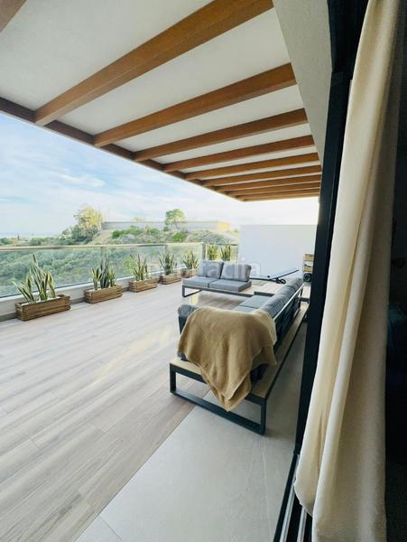 Foto ddb1a354-e473-4af7-935a-0aa7d93cccde. Appartamento con camino parcheggio piscina in Los Naranjos Marbella