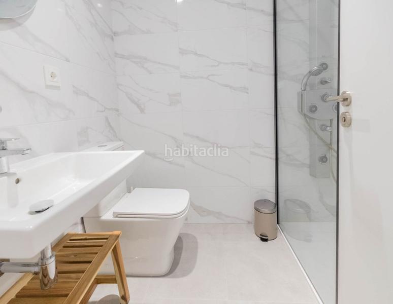 Foto 3524b4b0-173d-4c8c-98d7-d5a96d6e9c85. Pis amb xemeneia a Playa de los Boliches Fuengirola