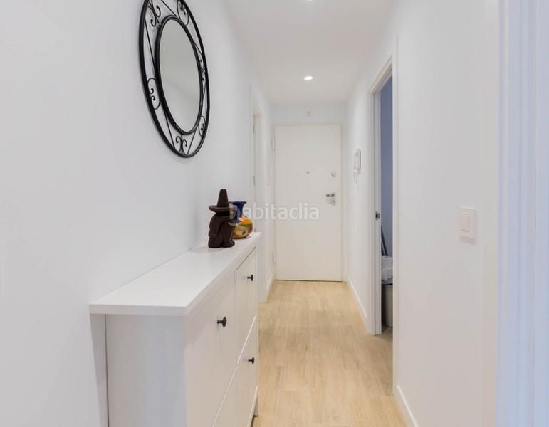 Foto be8c1ba5-ff3e-4fc1-bfc1-4bfaedb04978. Pis amb xemeneia a Playa de los Boliches Fuengirola