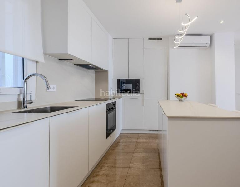 Foto 02832a00-a9fa-424f-9fff-7ab80a4a8ac0. Flat with fireplace parking pool in Alcorrín Manilva