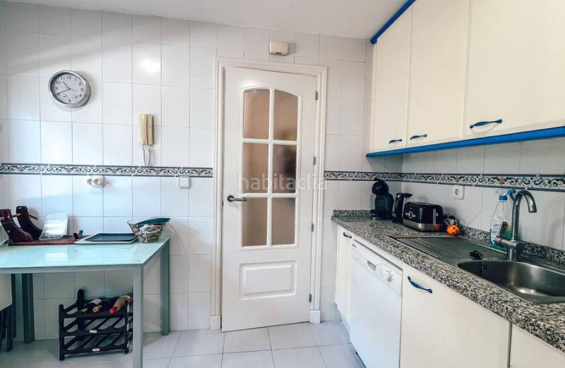 Foto 07f0e61a-944e-449e-90e0-f251b4cc73d9. Appartement avec cheminée parking piscine dans La Duquesa Manilva