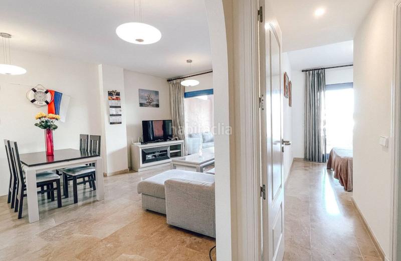 Foto 8fb6e8c6-4ce7-42dc-82c6-5ce8846fbe4a. Appartement avec cheminée parking piscine dans La Duquesa Manilva