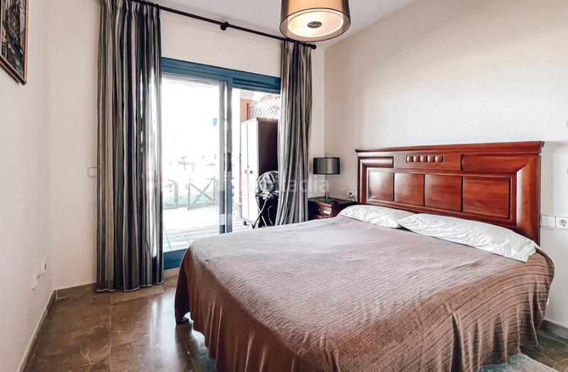 Foto f877ccb2-49ae-44eb-b6e7-b3427c6474c1. Appartement avec cheminée parking piscine dans La Duquesa Manilva