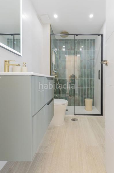 Foto 9123c9ca-2200-41f8-8722-47ce7c952f35. Etagenwohnung mit kamin parking in El Bajondillo Torremolinos