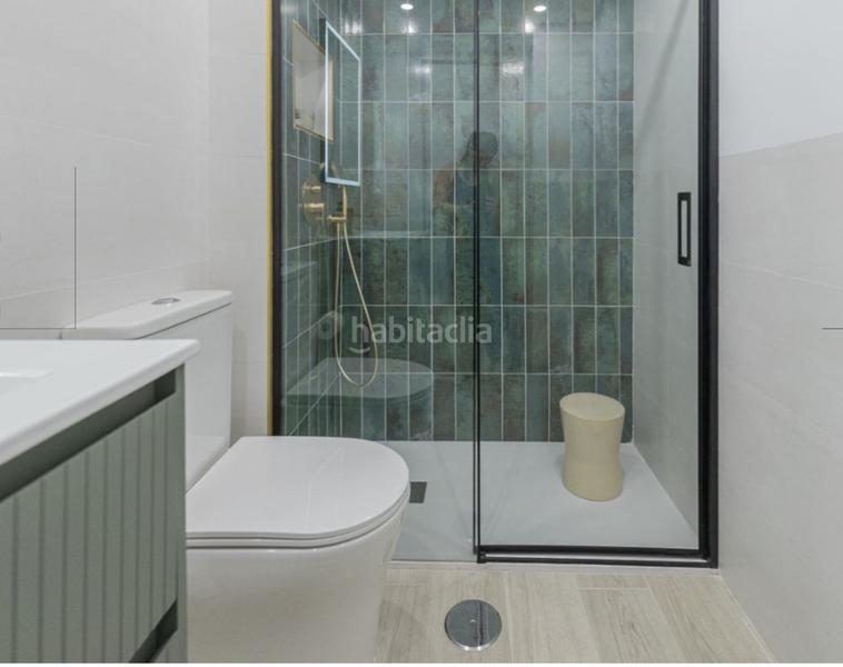 Foto ee1f96ca-bb43-42cb-9114-0a52799e0c01. Etagenwohnung mit kamin parking in El Bajondillo Torremolinos