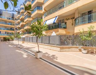 Etagenwohnung in Puerto de Estepona