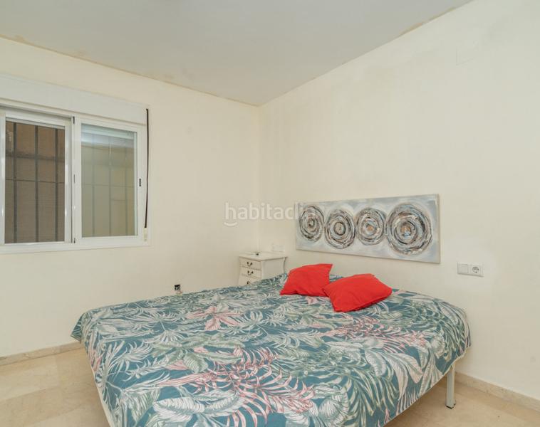 Foto e43c5508-d03f-4aa8-a784-7d5ed3598a11. Appartement avec cheminée parking dans puerto de Estepona Estepona