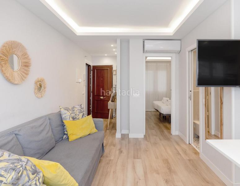 Foto 5a51a7e7-59cb-4d70-bc10-3545b7b563bc. Appartamento con camino in puerto de Estepona Estepona