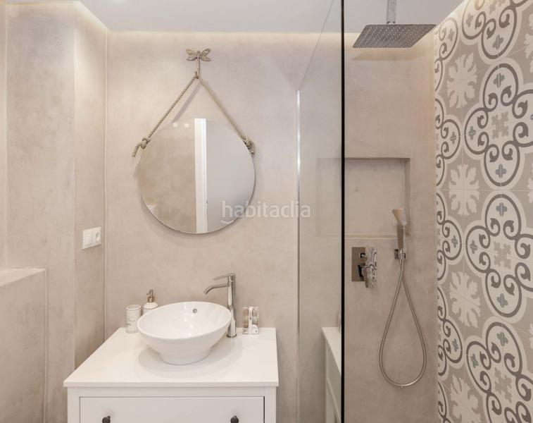 Foto a00026d3-b5cd-460f-8639-7628e2a17e66. Appartamento con camino in puerto de Estepona Estepona