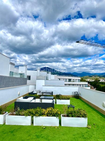 Foto b0e7cf0a-166d-4266-9a35-2257101d53cb. Piso penthouse with sea views in nueva andalucia en Marbella