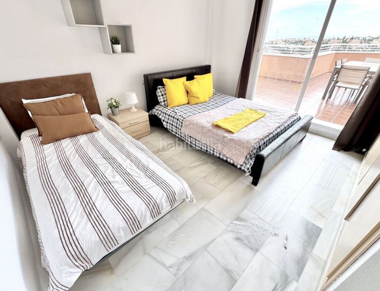 Foto 2a6fdb4f-e35d-4450-a992-229e1ae5b4ca. Piso costa en El Faro de Calaburra - Chaparral Mijas