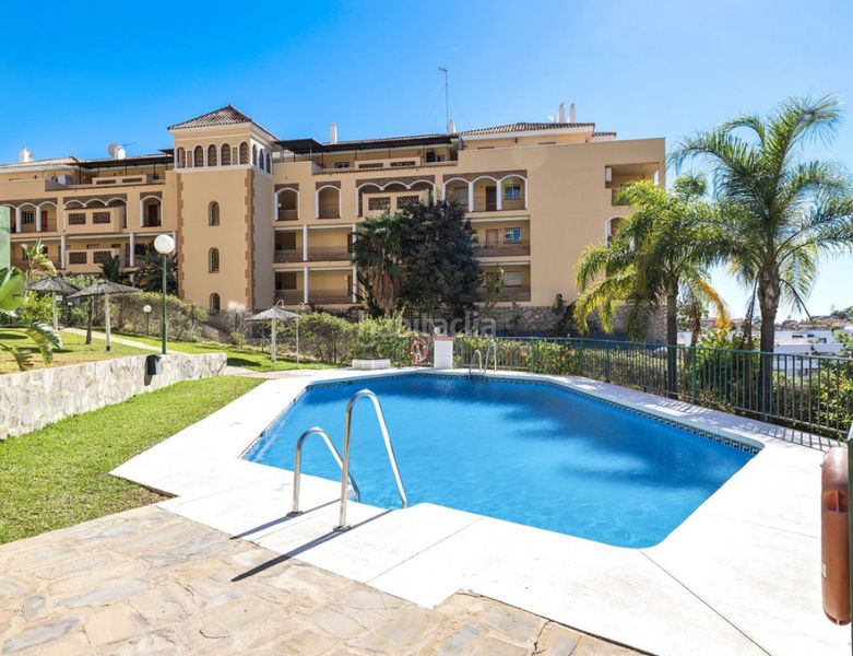 Foto 66f8e9b3-6e22-4b2e-ab4a-40b6eae015f6. Piso costa en El Faro de Calaburra - Chaparral Mijas