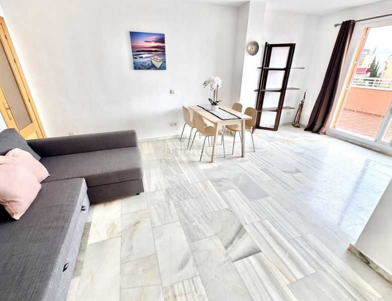 Foto b5b7bbe9-6bb5-4f85-88c3-cbdf749b9692. Piso costa en El Faro de Calaburra - Chaparral Mijas