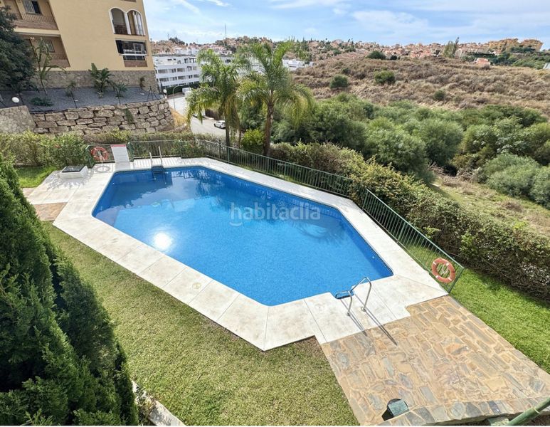 Foto d403bc96-f359-4ba4-8c55-63fc27241a11. Piso costa en El Faro de Calaburra - Chaparral Mijas