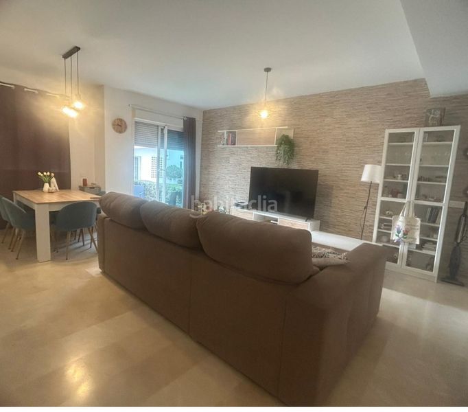 Foto 33de4555-1280-4186-8d27-7e718d053070. Pis amb xemeneia aparcament piscina a Valle Romano Golf Estepona