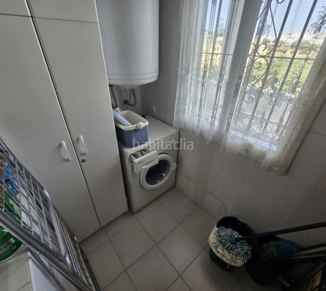 Foto 8474e676-aac5-40fe-bc66-b01ac921b5a8. Pis amb xemeneia aparcament piscina a la cala Mijas Mijas