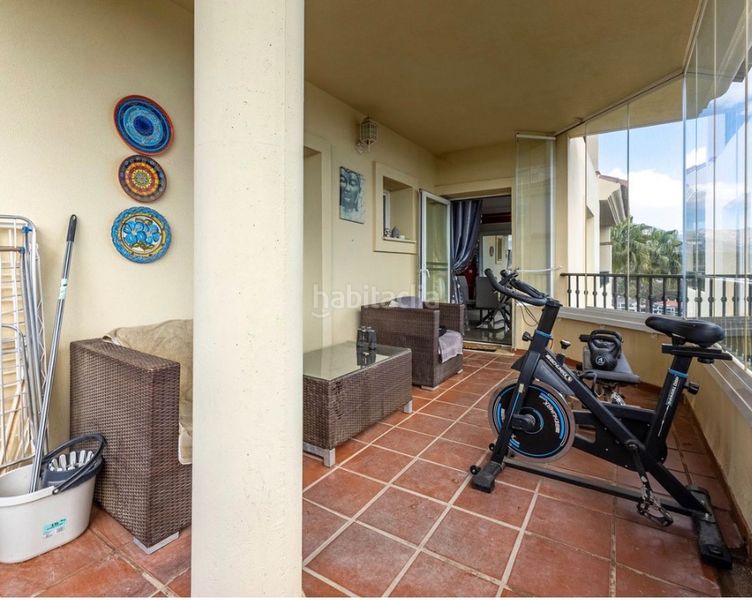 Foto 25b73eda-a3c1-4965-93dd-97a4393a5898. Pis amb xemeneia aparcament piscina a La Cala Golf - Lagar Martell Mijas