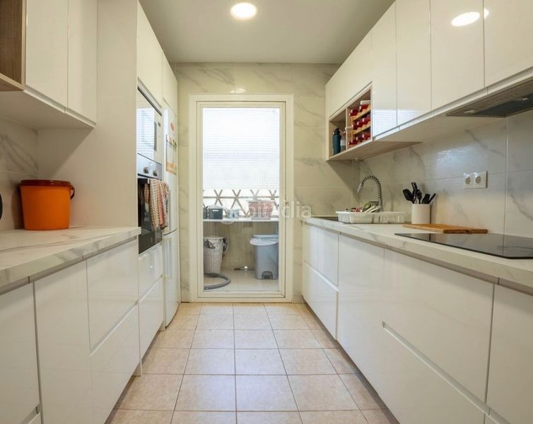 Foto f022273d-de41-4194-b806-e3b3a9251634. Pis amb xemeneia aparcament piscina a La Cala Golf - Lagar Martell Mijas