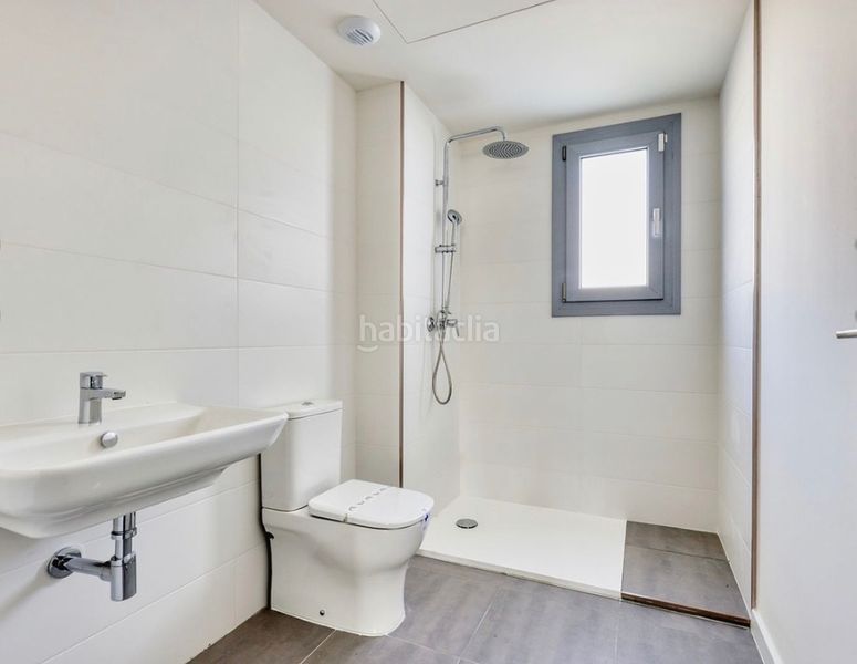 Foto a9b35359-8908-42e4-a568-b9ae2d682e3c. Pis amb xemeneia aparcament piscina a Valle Romano Golf Estepona