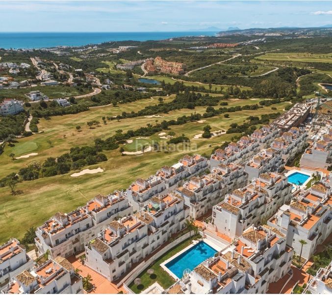 Foto 6620b5f9-aab8-4b04-8b09-544a0fe34045. Pis amb xemeneia aparcament piscina a Valle Romano Golf Estepona