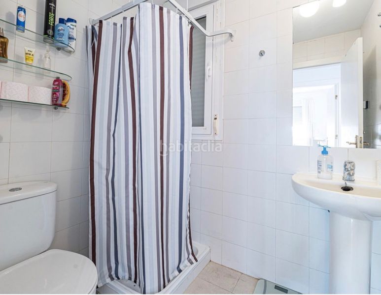 Foto 6e7f2a6a-8163-4d34-995f-86a743cce17b. Pis amb xemeneia aparcament piscina a La Duquesa Manilva