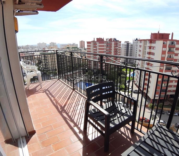Foto 3cf915c6-7175-4d7a-b200-ce99a647b060. Pis amb xemeneia piscina a Centro ciudad Fuengirola